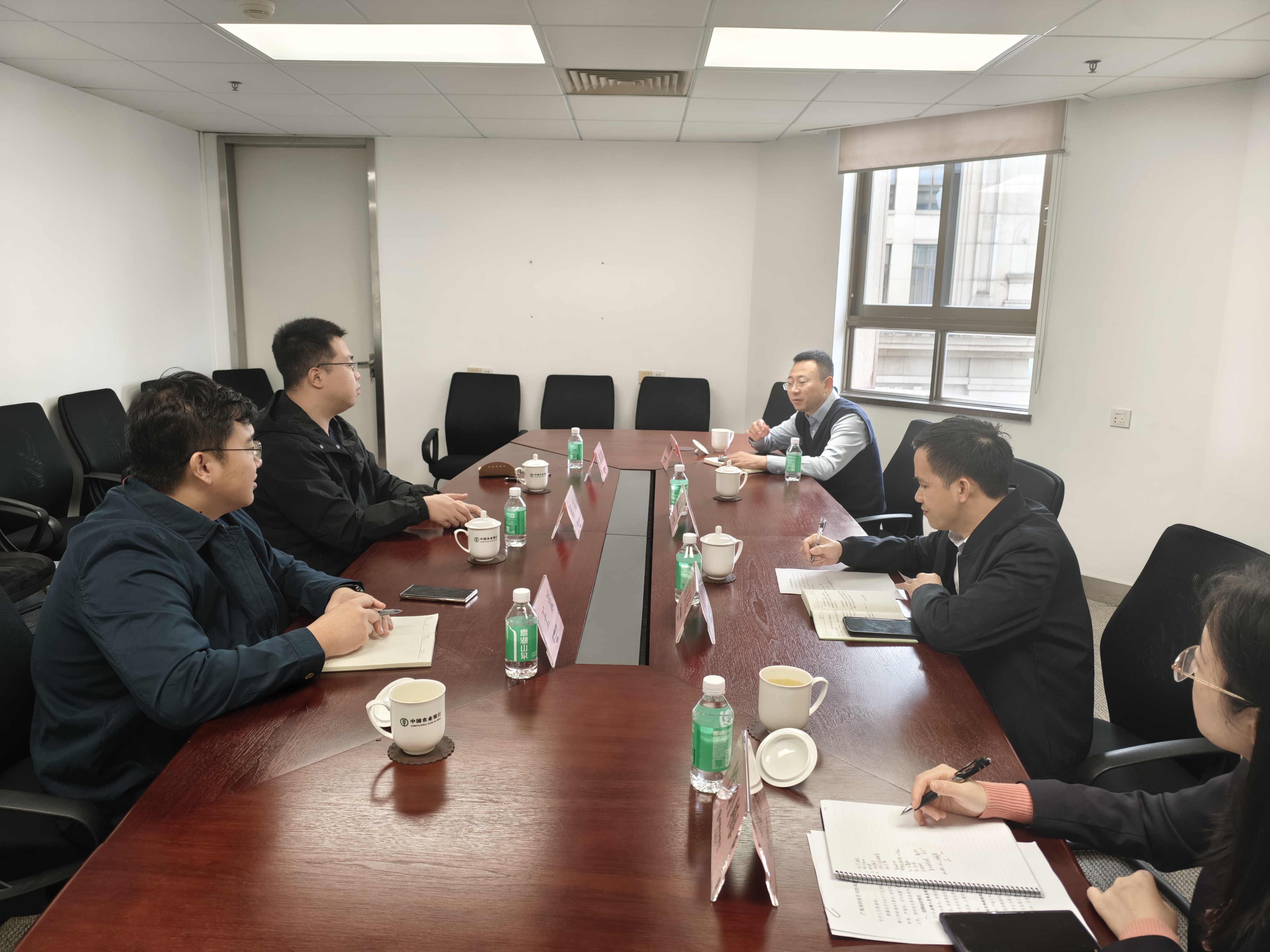 1734921889409326.jpg 1734921889409326.jpg